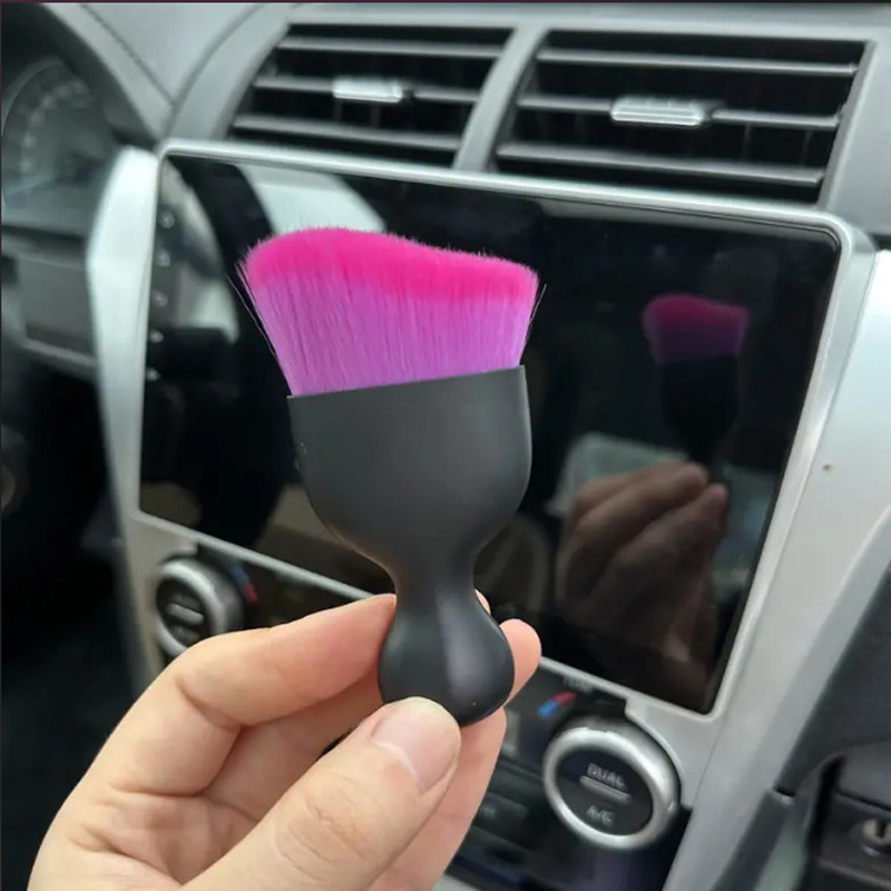 Car Vent Purple Cleaning Soft  – обзор и цена Interior Detailing Kit